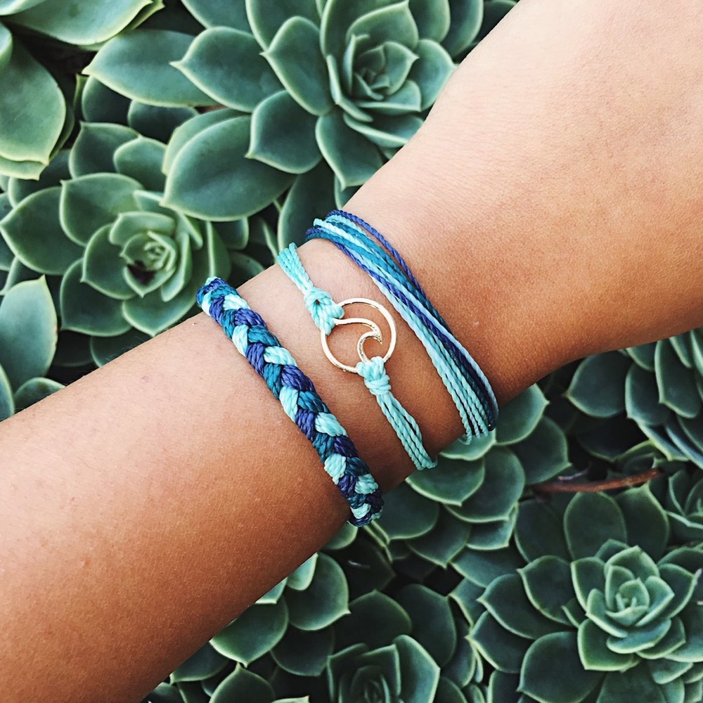 Pura Vida Bracelets 🌊